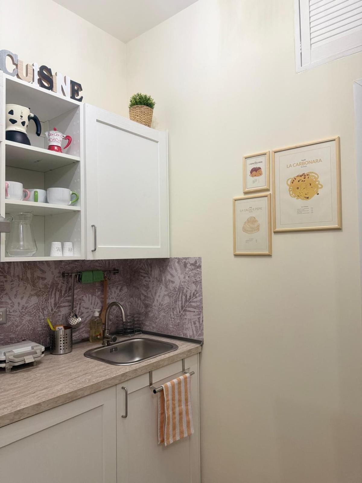 Casa Blaserna Nel Cuore Dello Shopping A Marconi E Trastevere Rom Exterior foto