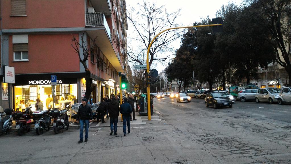 Casa Blaserna Nel Cuore Dello Shopping A Marconi E Trastevere Rom Exterior foto